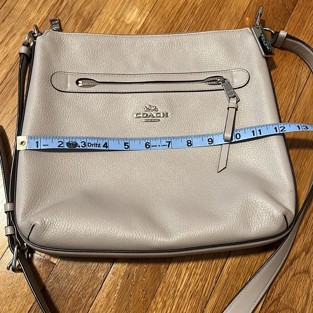 Coach Light Gray Pebbled Leather Crossbody‎ Bag